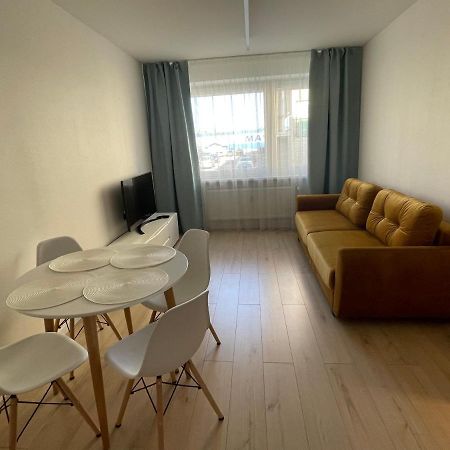 Mb Livinga Apartamentai Taikos G Mažeikiai المظهر الخارجي الصورة